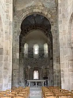 Blick durch die Vierung in den Chor