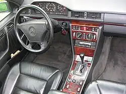 Interieur eines W 124 (mit Airbag)