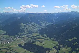 Blick vom Gipfel des Grimmings auf das Gemeindegebiet von Irdning-Donnersbachtal