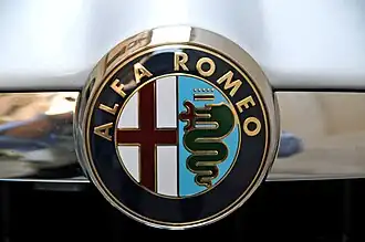 Biscione im Logo des in Mailand gegründeten Automobilherstellers Alfa Romeo