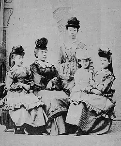 Die Damen in Washington[2]