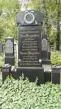 Grabmal der Eheleute Morgenstern auf dem Jüdischen Friedhof Berlin-Weißensee