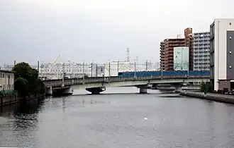 Brücke über den Shiomi-Kanal