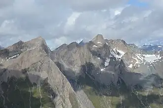 Jagdhausspitze, Glockhaus (Bildmitte), Löffelspitze und Löffelgrat gesehen von der Rotenmannspitze