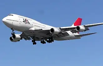 Boeing 747-400 der JAL in der Farbgebung von 2002 bis 2011
