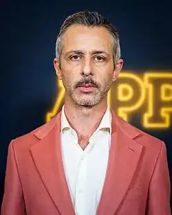 Jeremy Strong spielt Bruce Springsteens Produzenten, Manager und engen Vertrauten Jon Landau