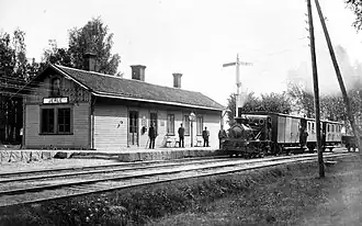 Bahnhof Järle damals (1907)…