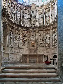 Altarretabel in der Sakramentskapelle