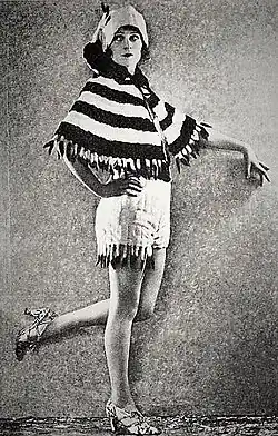 Hermelincape, June Marlowe (1928)