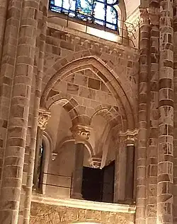 Nordseite, östlichstes Joch