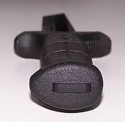 Scheibenbrecher an der Unterseite des KM 2000