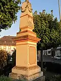 Lommersum: Das Denkmal auf dem Kaiser-Wilhelm-Platz