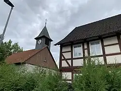 Kapelle und ehemaliges Schulgebäude in Bentierode