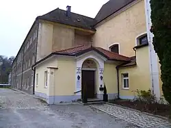 Eingang Pfarramt St. Matthias