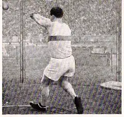 Karl Hein 1936 in Berlin mit Hacken-Ballen-Technik