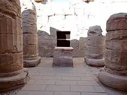 Barkenaltar in der „Halle der Barke“