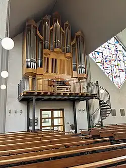 Hauptorgel aus dem Jahr 2000 von Mayer