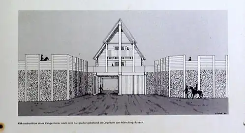 Rekonstruktions­zeichnung eines Zangentores (Infotafel am Oppidum Finsterlohr)