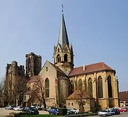 Südostseite der Kirche Mariä Himmelfahrt (Notre-Dame de l’Assomption)