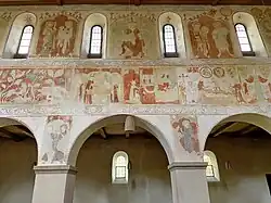 St. Arbogast thront über der Mitte der Nordwand.