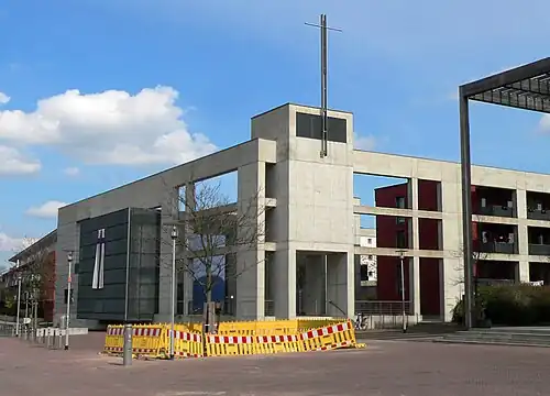 Evangelisches Kirchenzentrum Kronsberg, (Expo-Siedlung, Kronsberg, Hannover), in Gebrauch seit 8. Oktober 2000
