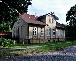 Pfarrhof neben dem Arbeiterhaus
