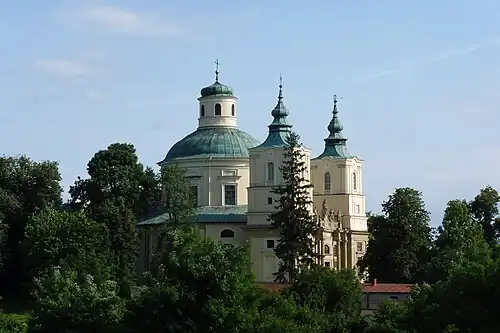 Gesamtansicht der Stiftskirche