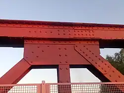 Knotenblech an einer Stahlkonstruktion