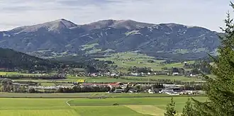 Kobenz von Südosten mit den Seckauer Zinken im Hintergrund