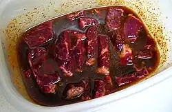 Mariniertes Galbi ohne Knochen