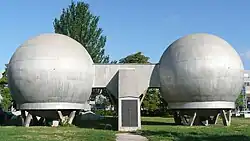 Isotherm. Kugellabore, im Berliner Volksmund Akademiebusen genannt