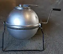 Kugel­wasch­maschine (Jung­gesellen-Wasch­maschine)