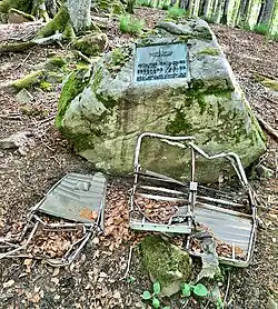 Gedenkstein für Günter Grünzner und Eberhard Fäßler († 1971).