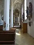 Rechtes Seitenschiff von St. Andreas