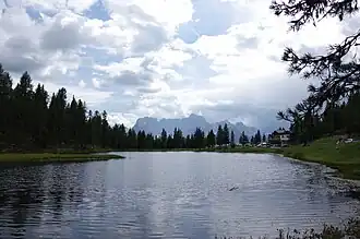 Südufer mit Sorapiss