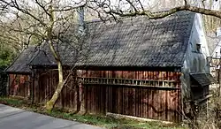 Straßenansicht der Scheune