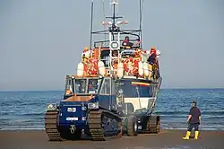 RNLI: Mersey-class auf Raupenkettenfahrzeug