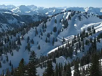 Blick vom Aufstieg zum Rindalphorn auf den Leiterberg