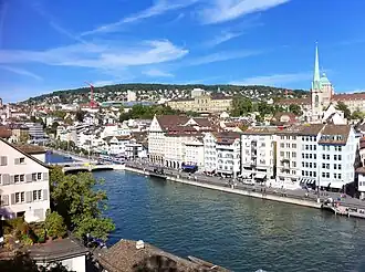 Vom Lindenhof mit östlicher Innenstadt von Zürich