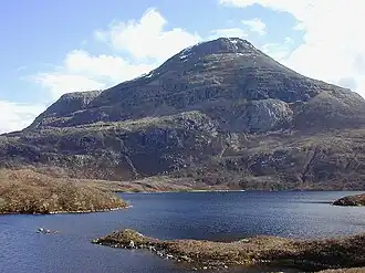 Blick von Loch an Eoin auf die Nordseite des Maol Chean-dearg