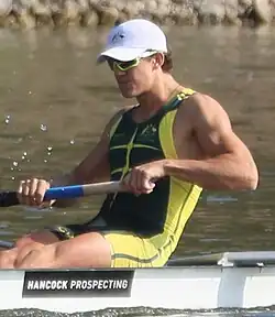 Logan Ullrich trägt das traditionelle grün-gelbe australische Dress.