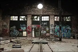 Lokschuppen der Petersbergbahn im Februar 2016.