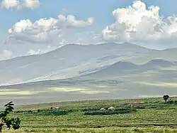 Der Loolmalasin vom Ort Nainokanoka aus gesehen