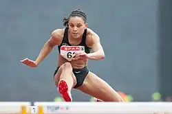 Louise Hazel – Rang 25