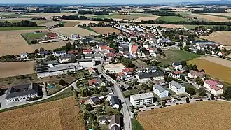 Hofkirchen im Traunkreis von Südosten