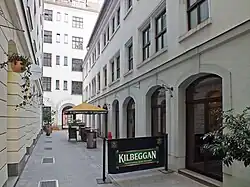 Die Zinshäuser (re.) (2018)