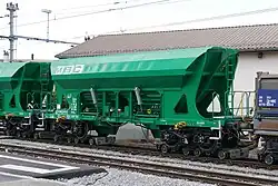 Aufgebockter Selbstentladewagen Typ Faccns der MBC