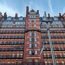 Die Fassade (November 2019)