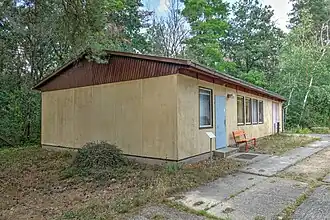 Sozialgebäude und Elektrowerkstatt nördlich der Halle