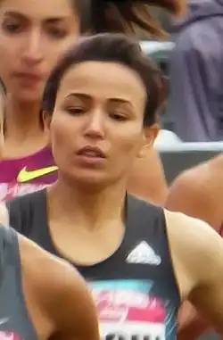 Malika Akkaoui Rang sieben in 2:02,29 min